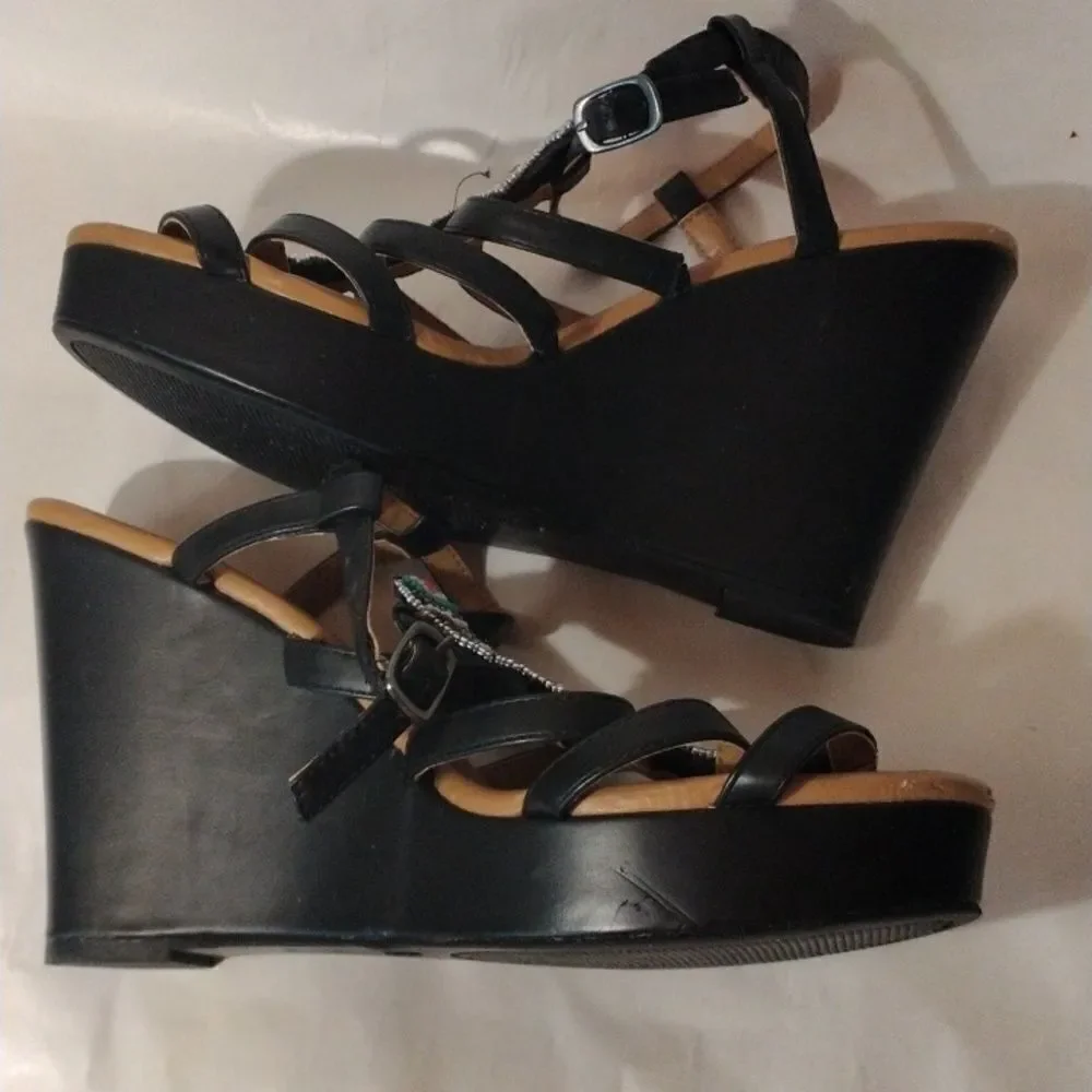 Torrid Beaded Platforms